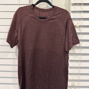 Lululemon Burgundy Short Sleeve Tee (M)